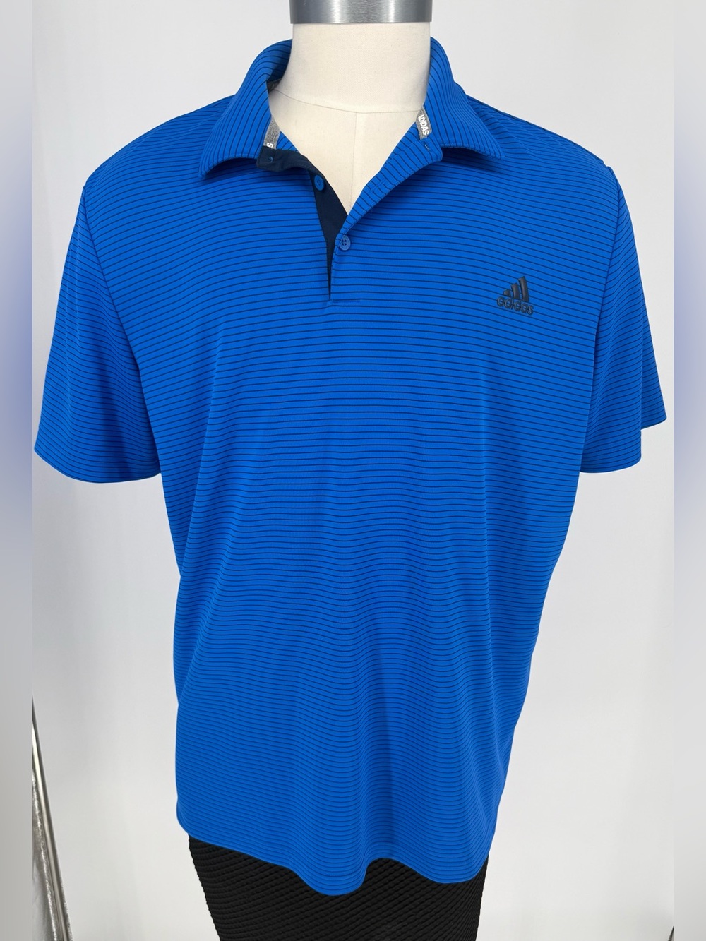 Adidas Men’s Royal Blue Striped Performance Golf Polo Short Sleeve
Size XXL